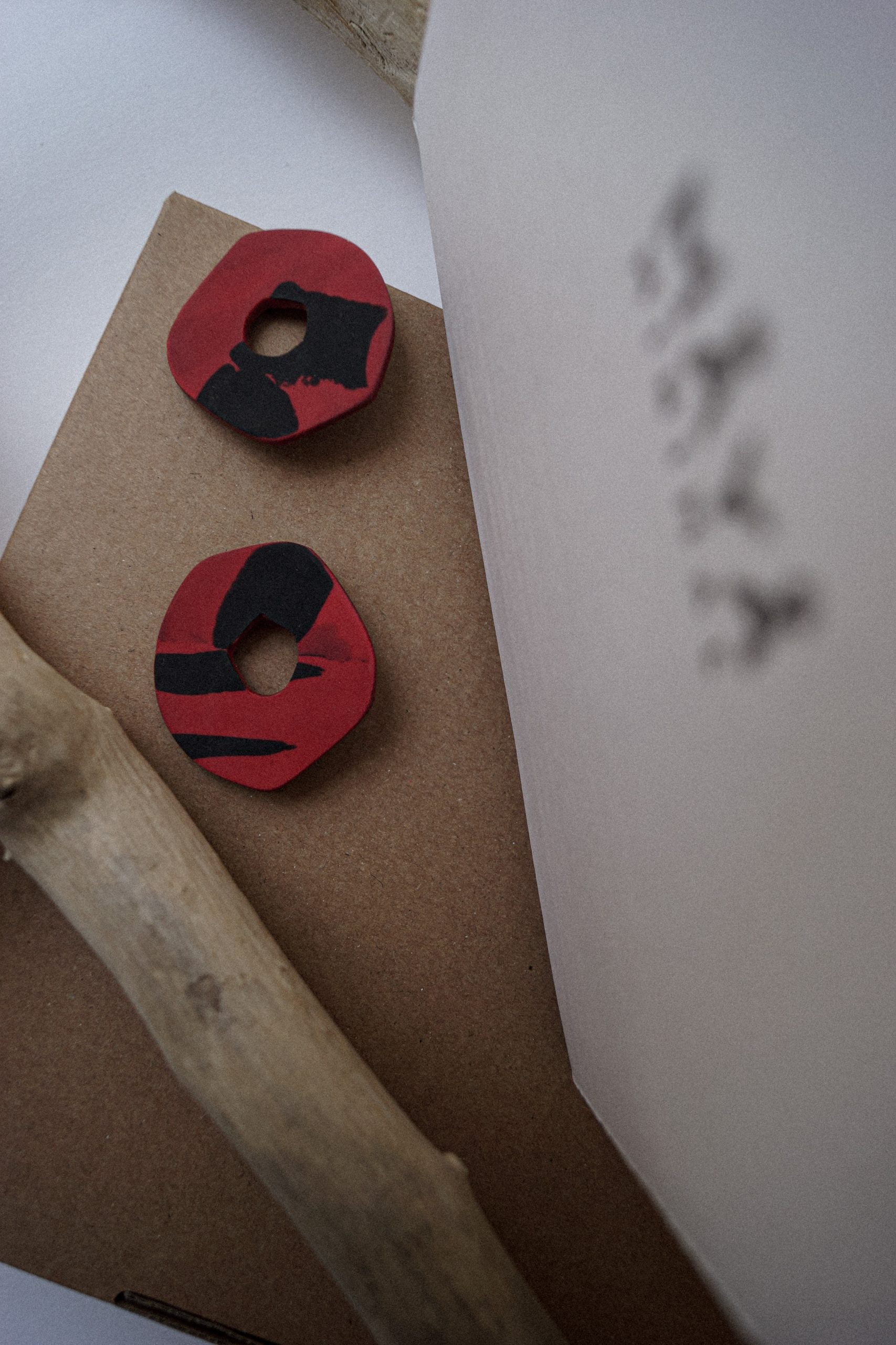 Maya Minimal Lana earrings