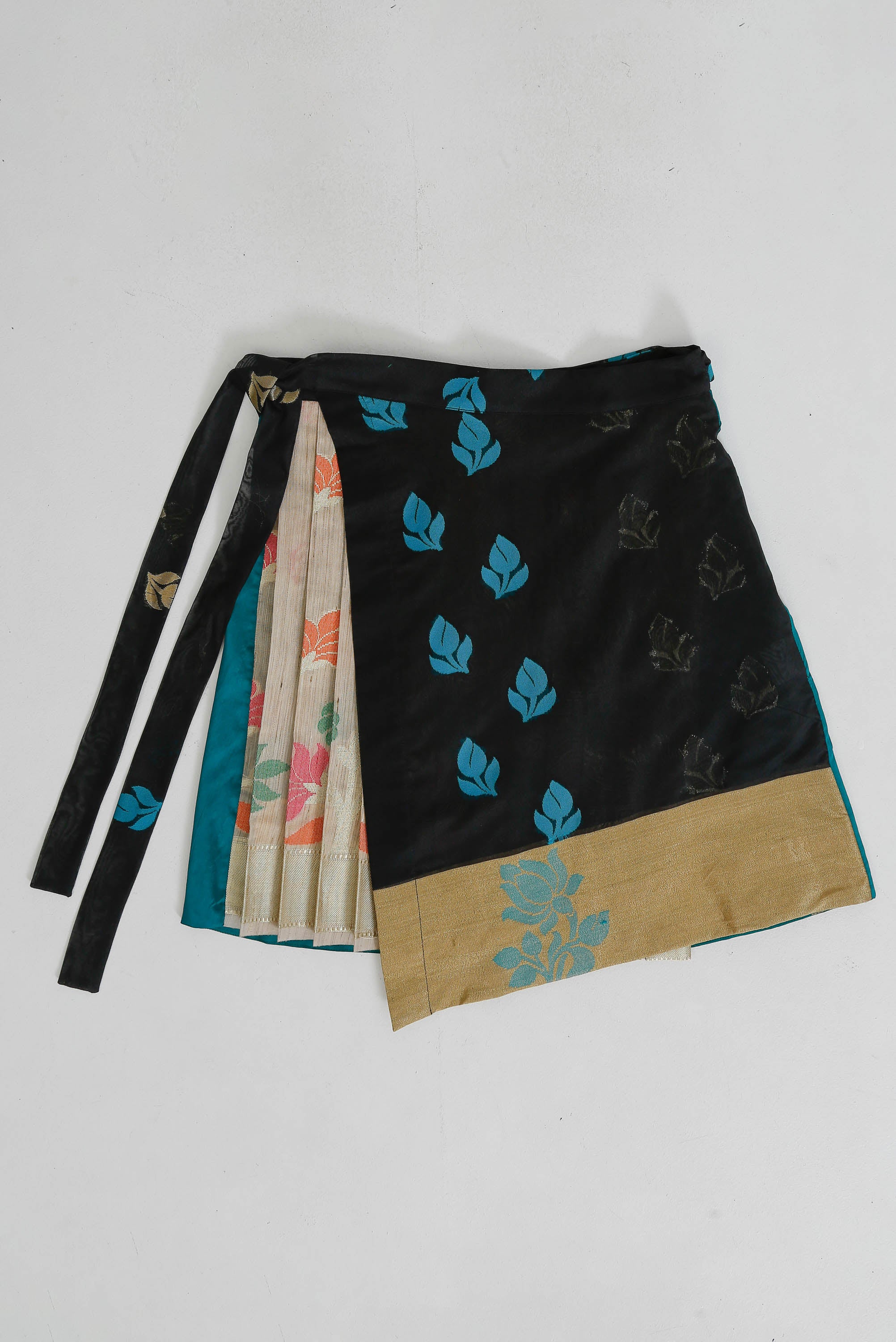 Pleated Pallu Wrap Skirt X-Large