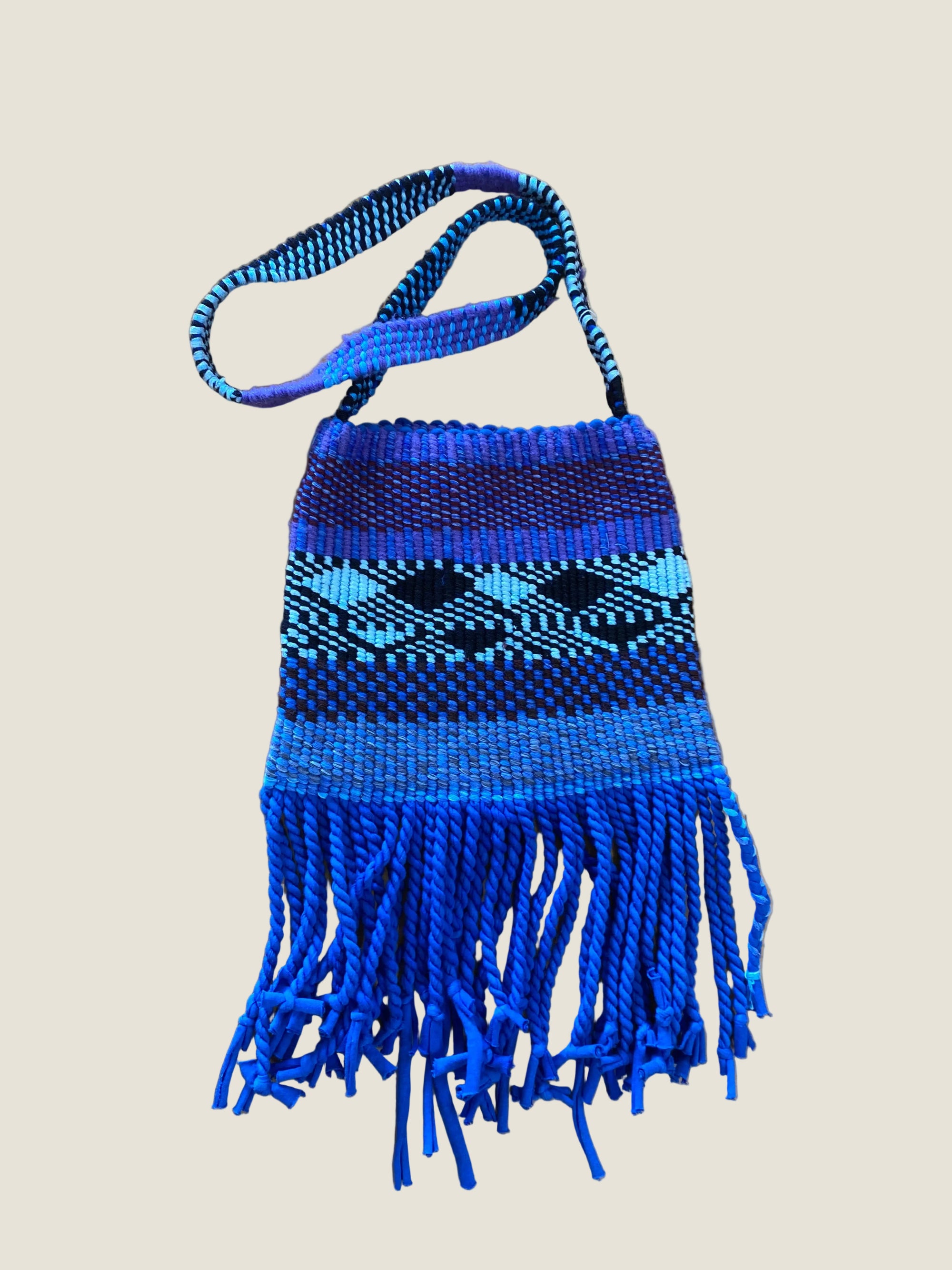 Ganuuns (diamonds) + Burketes (bricks) Wanbaar with tassels