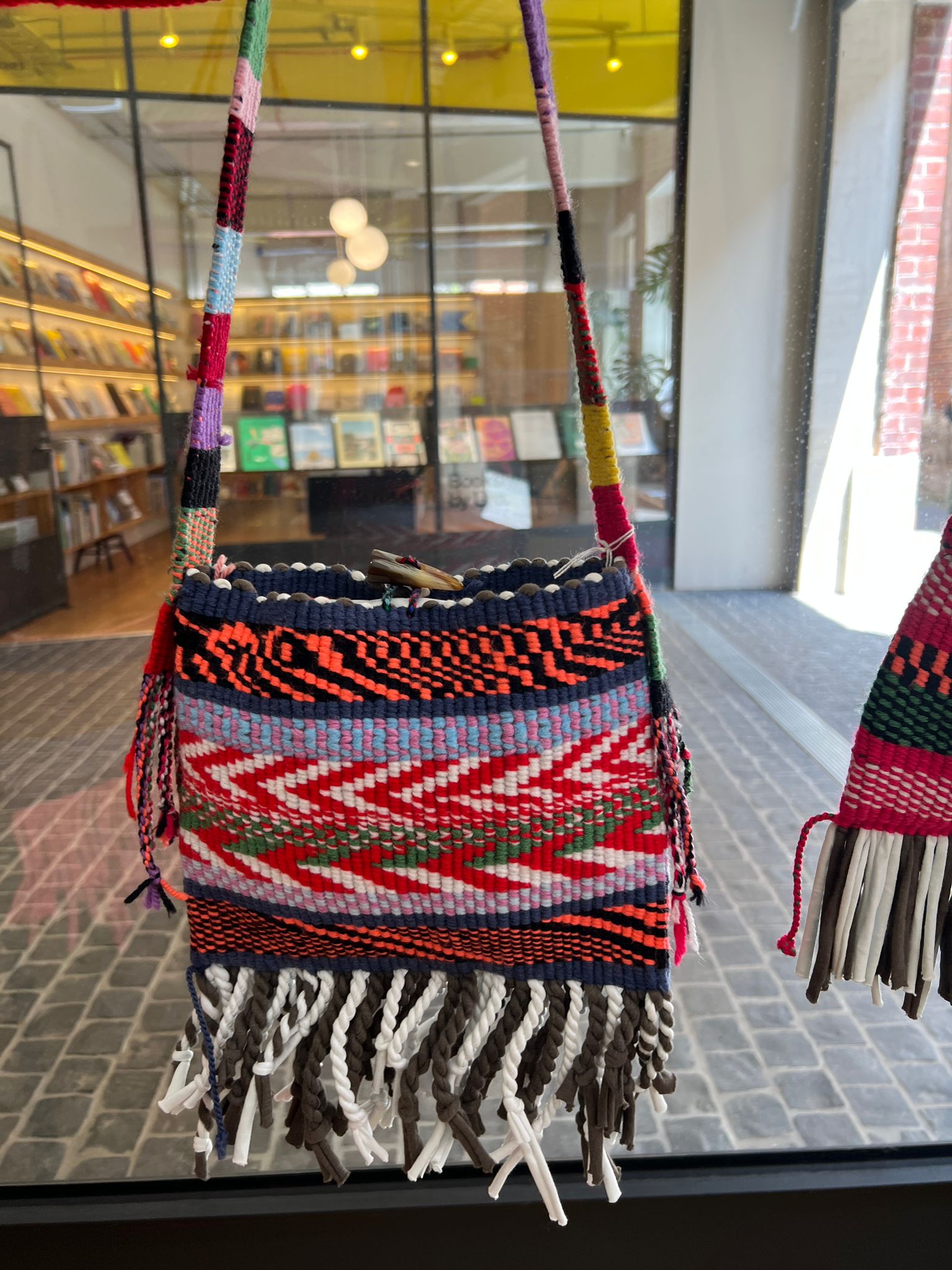 Arrows, Owrs (stripes) + Burketes (bricks) Wanbaar with tassels